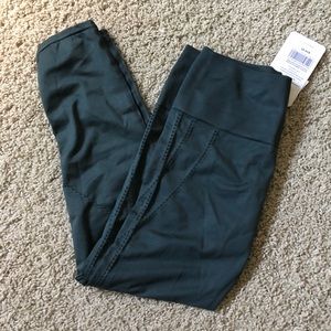 Fabletics Seamless high wasted capri